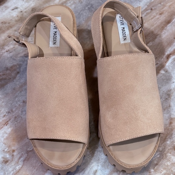 Women’s STEVE MADDEN Sunnyside suede chunky sandal. Size 10 - Picture 6 of 7